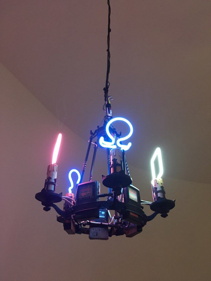 Video Chandelier, 1981, Mixed Media, 50 x 50 x 50 cm 