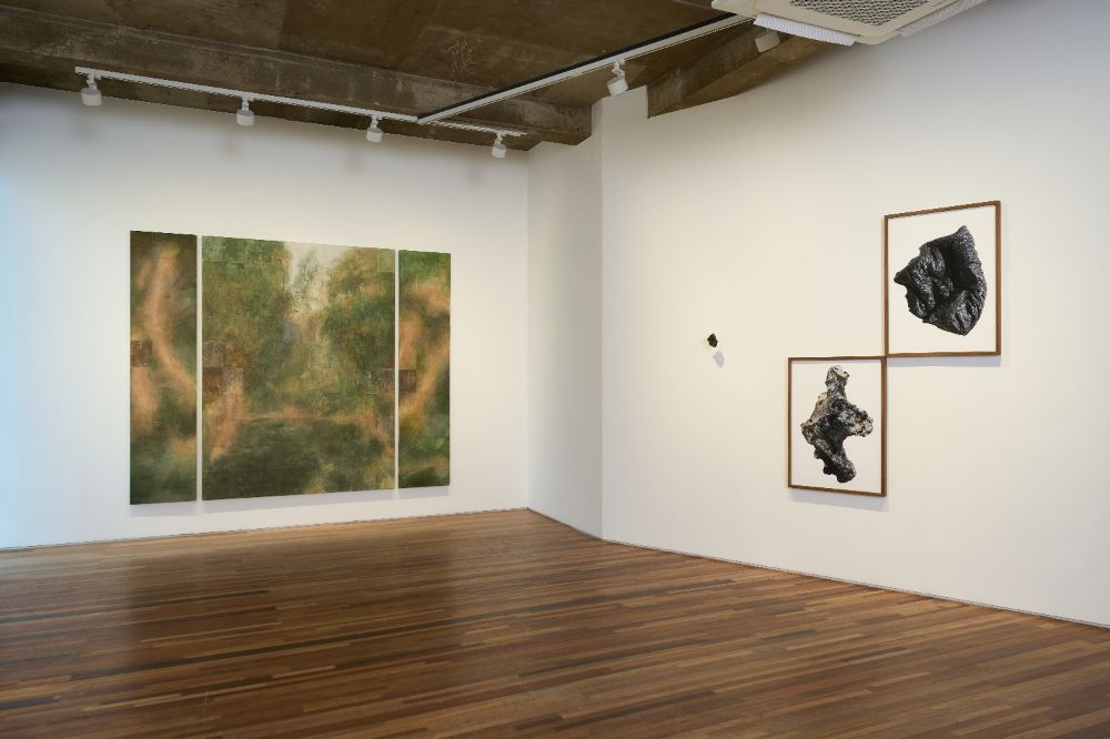 Installation view 3