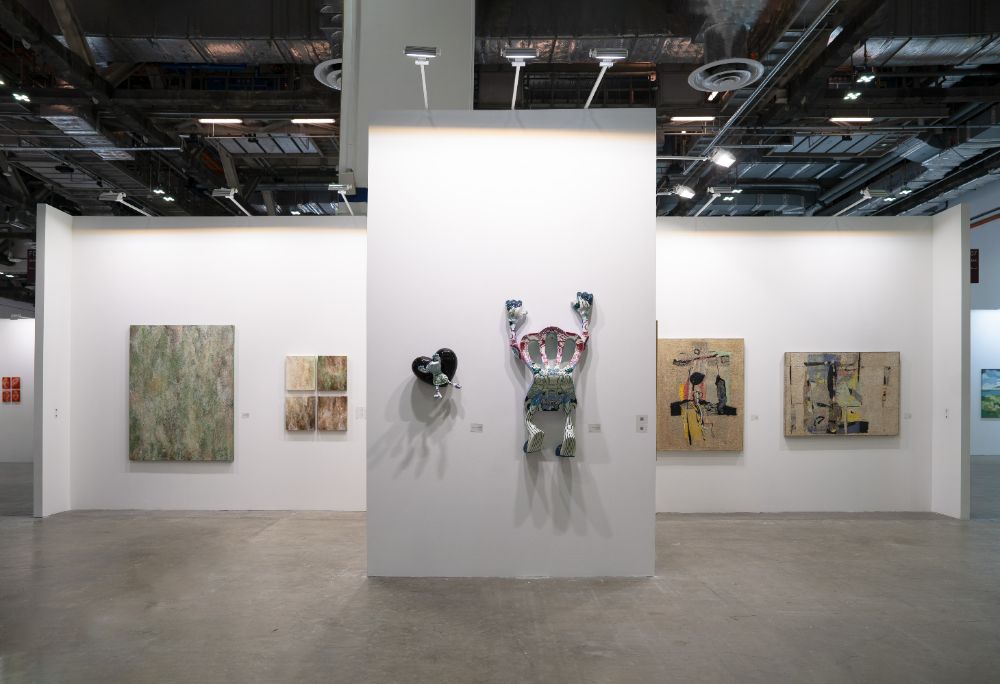 ‘한지 회화’ 아트 SG 2026서 빛난 함섭..."글로벌 컬렉터 시선 집중"