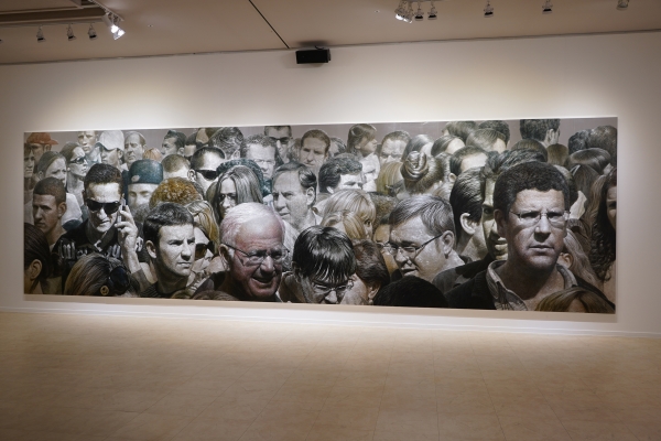 차가운 금속 위에 그려낸 따뜻한 인간