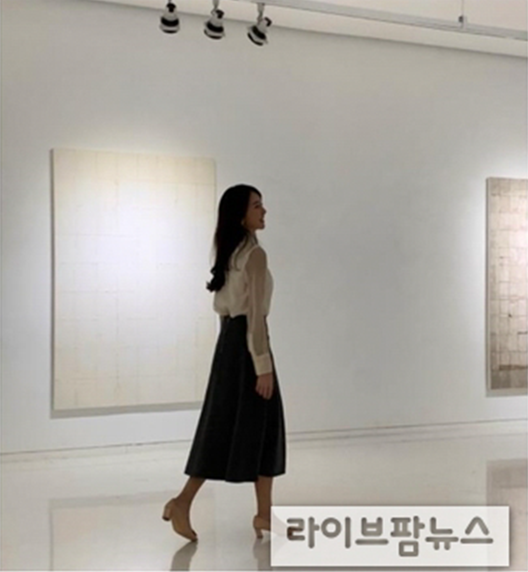 김보경 작가 개인전 개최, '아로새기다, When Light is Put Away 전'