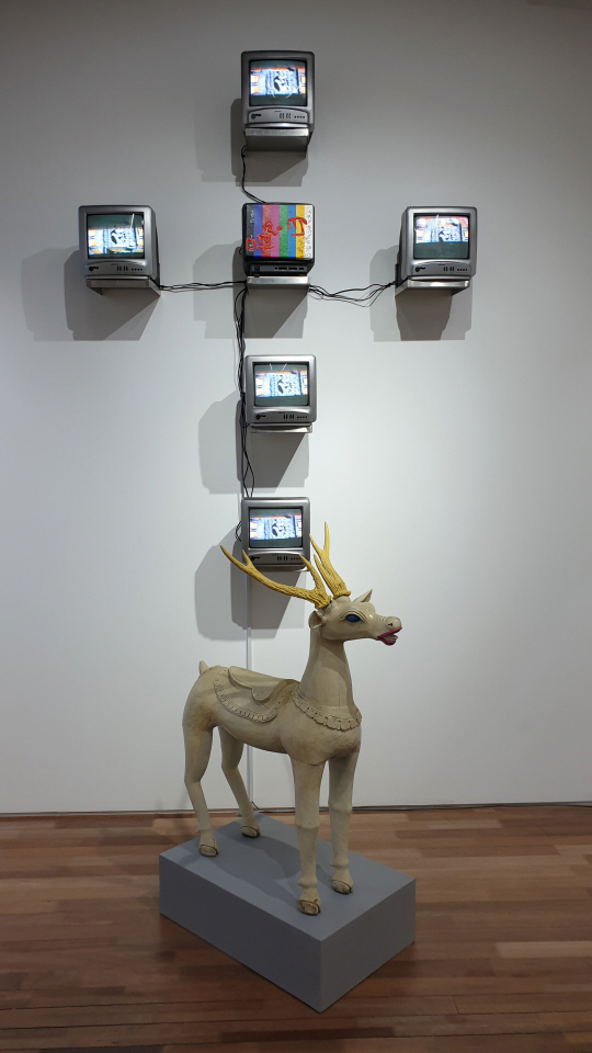 박종혁 “미술만 담는 갤러리 넘어 다른 장르와도 협업”